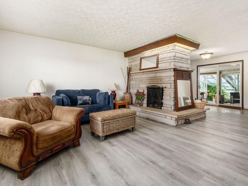 8841 Mitchell-Dewitt Road , Plain City, OH 43064 Photo 10