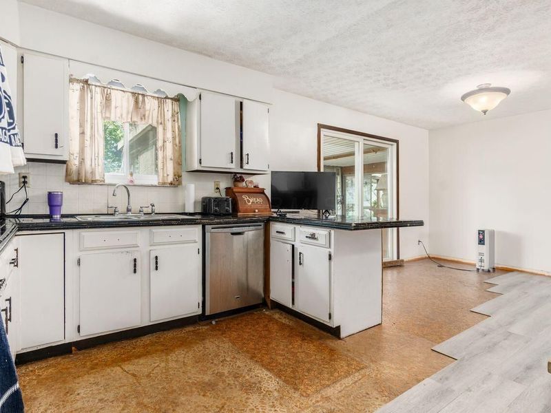 8841 Mitchell-Dewitt Road , Plain City, OH 43064 Photo 15