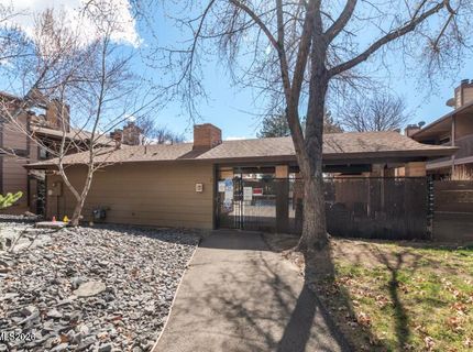 2990 Tierra Verde W, Reno, NV 89512 Photo