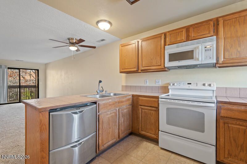 2990 Tierra Verde W, Reno, NV 89512 Photo