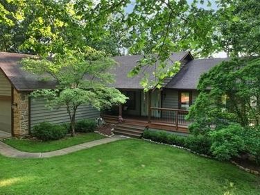 877 Red Fox Drive, Innsbrook, MO 63383