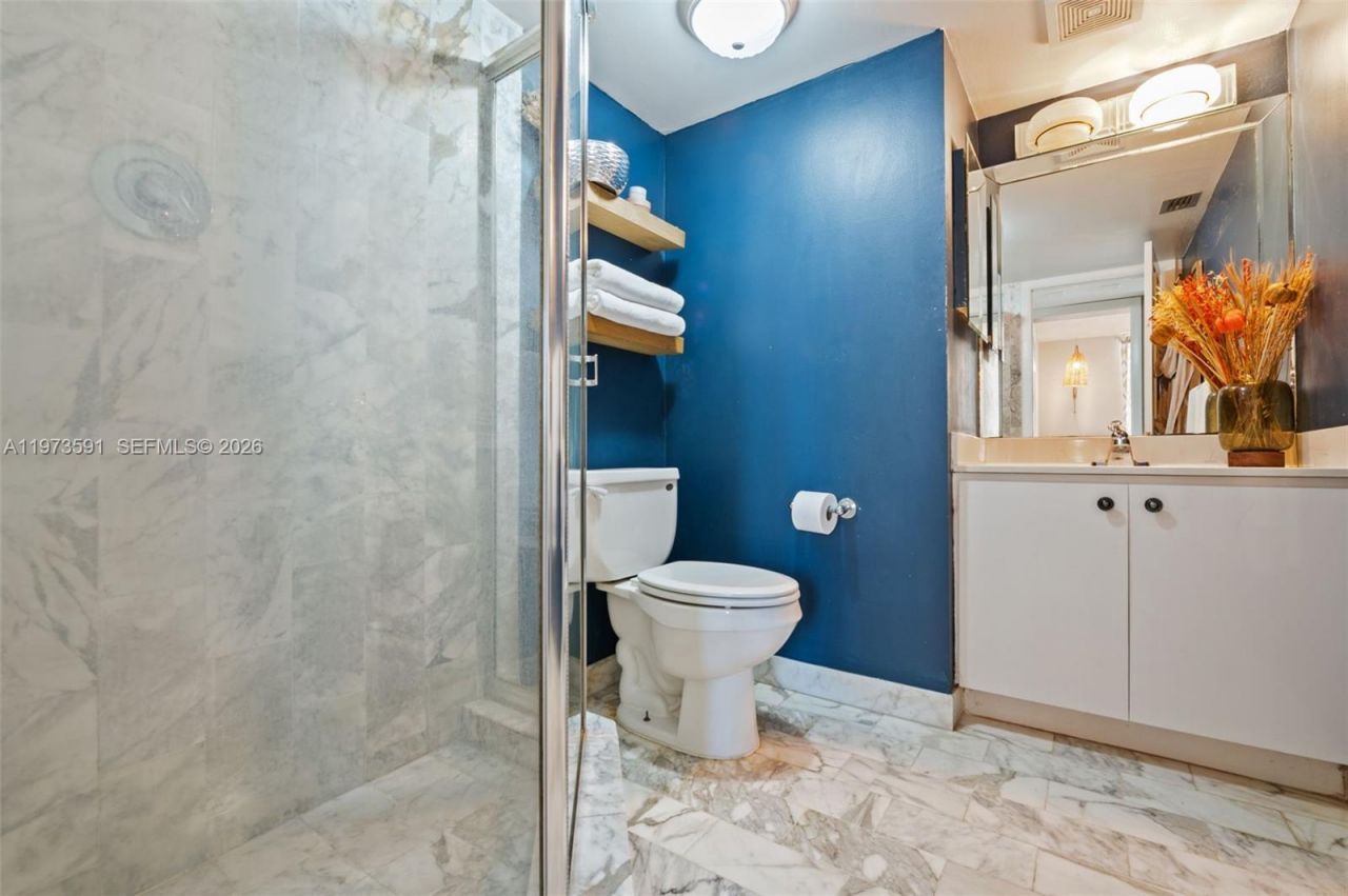 2555 Collins Ave, Unit 1002, Miami Beach, FL 33140 Photo