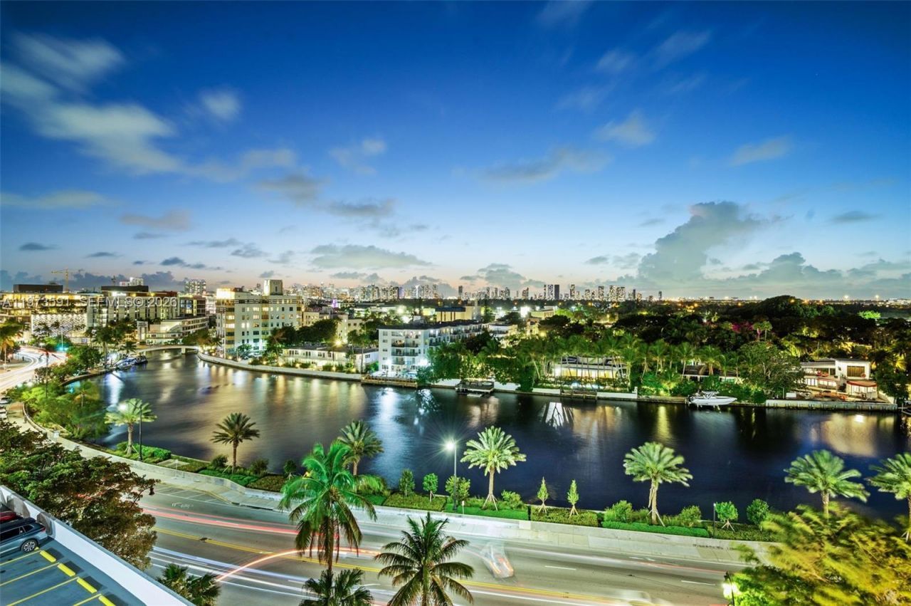 2555 Collins Ave, Unit 1002, Miami Beach, FL 33140 Photo