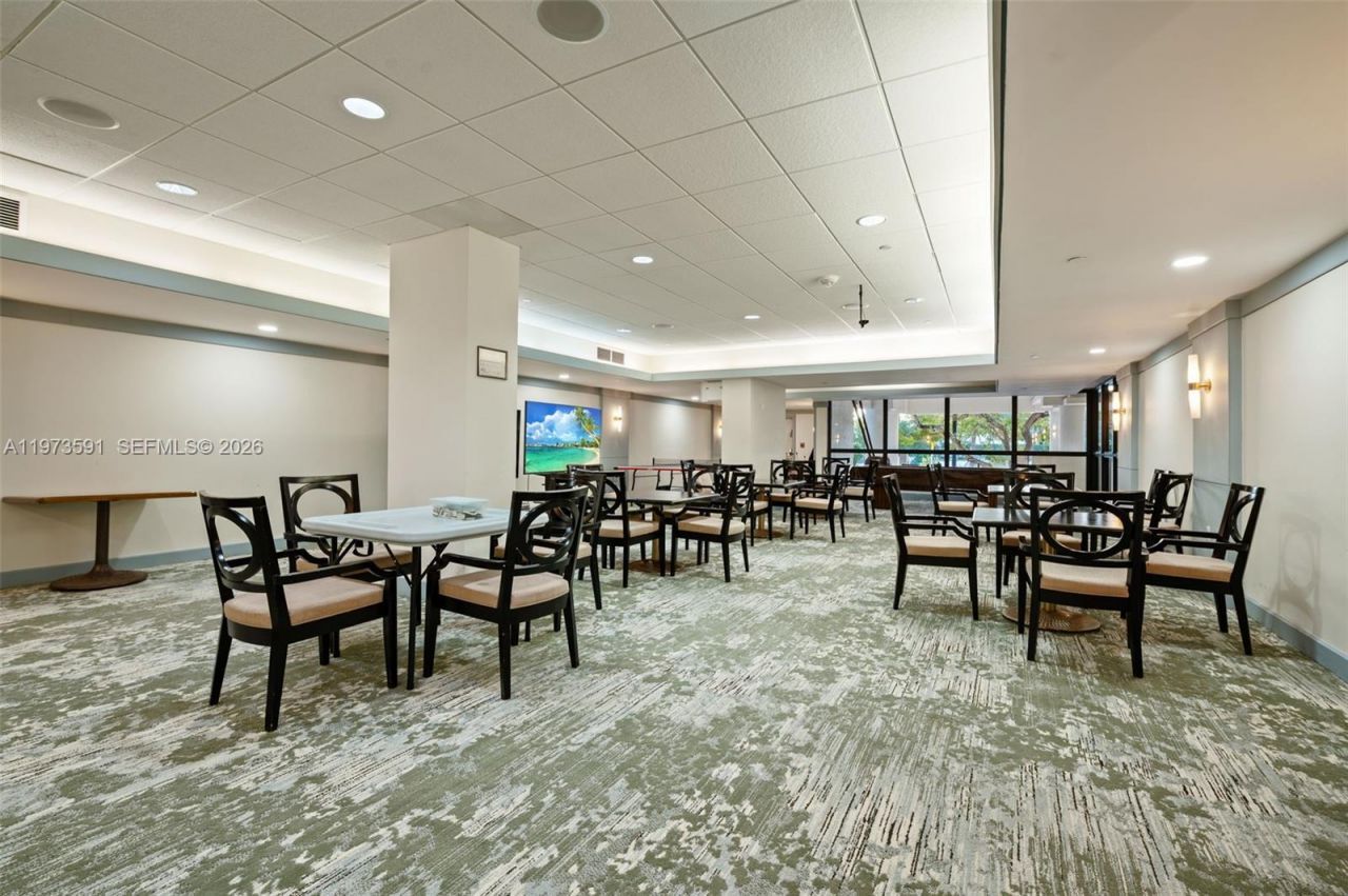 2555 Collins Ave, Unit 1002, Miami Beach, FL 33140 Photo