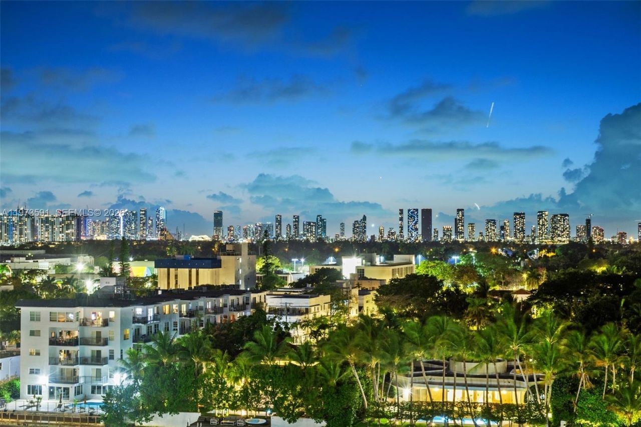 2555 Collins Ave, Unit 1002, Miami Beach, FL 33140 Photo