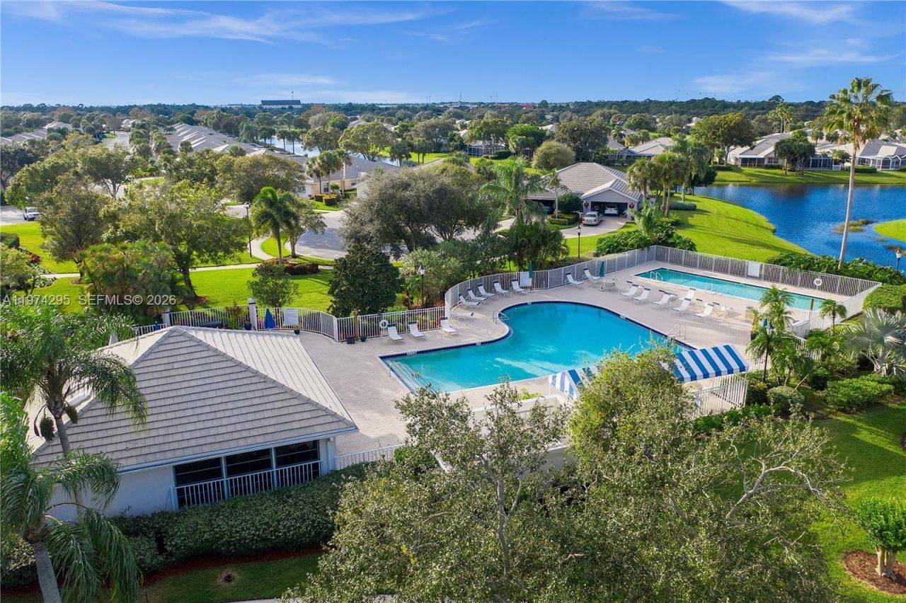 1529 NW Amherst Dr, Unit A, Port Saint Lucie, FL 34986 Photo