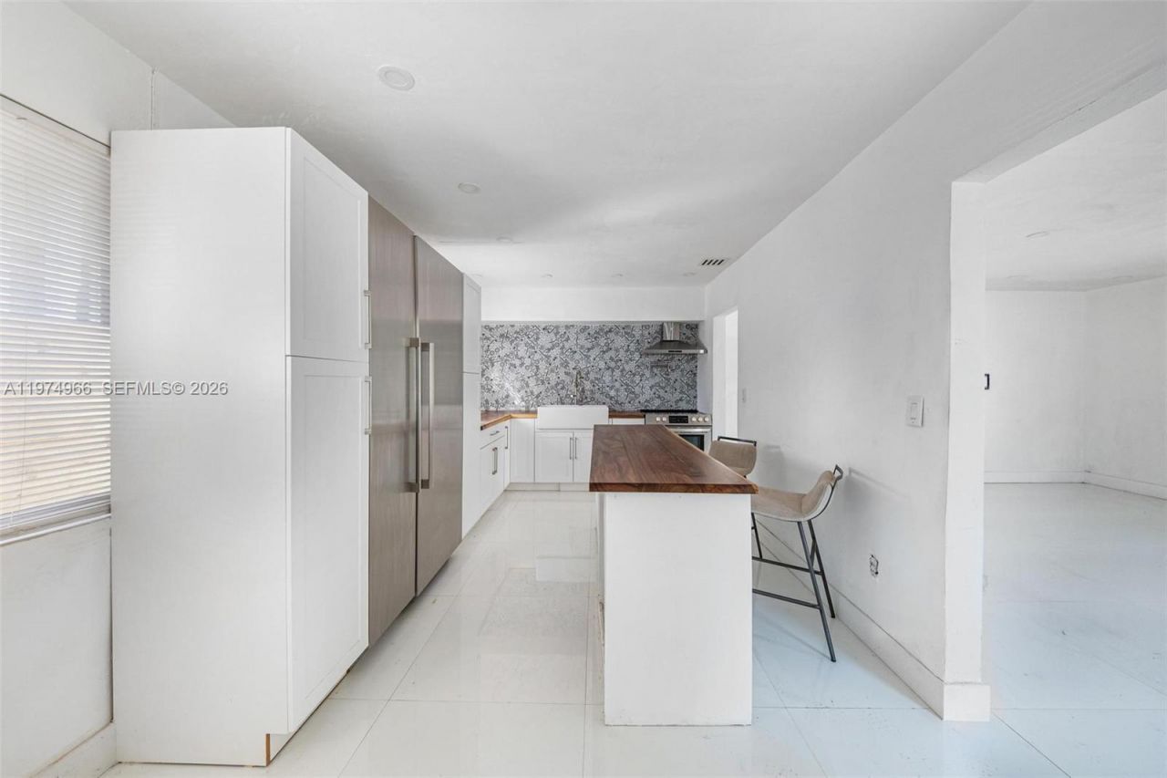 276 NW 40th St , Miami, FL 33127 Photo