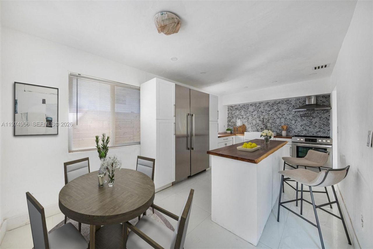 276 NW 40th St , Miami, FL 33127 Photo