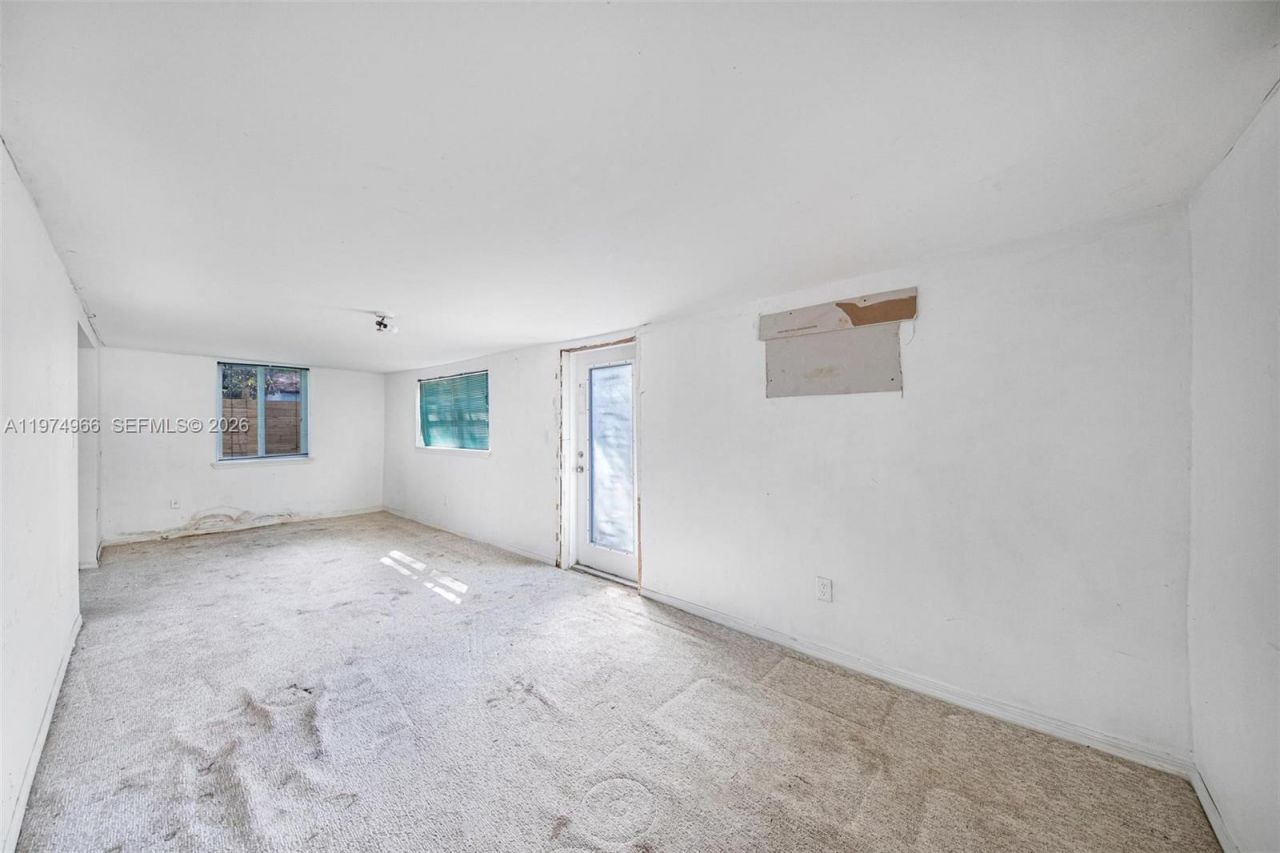 276 NW 40th St , Miami, FL 33127 Photo