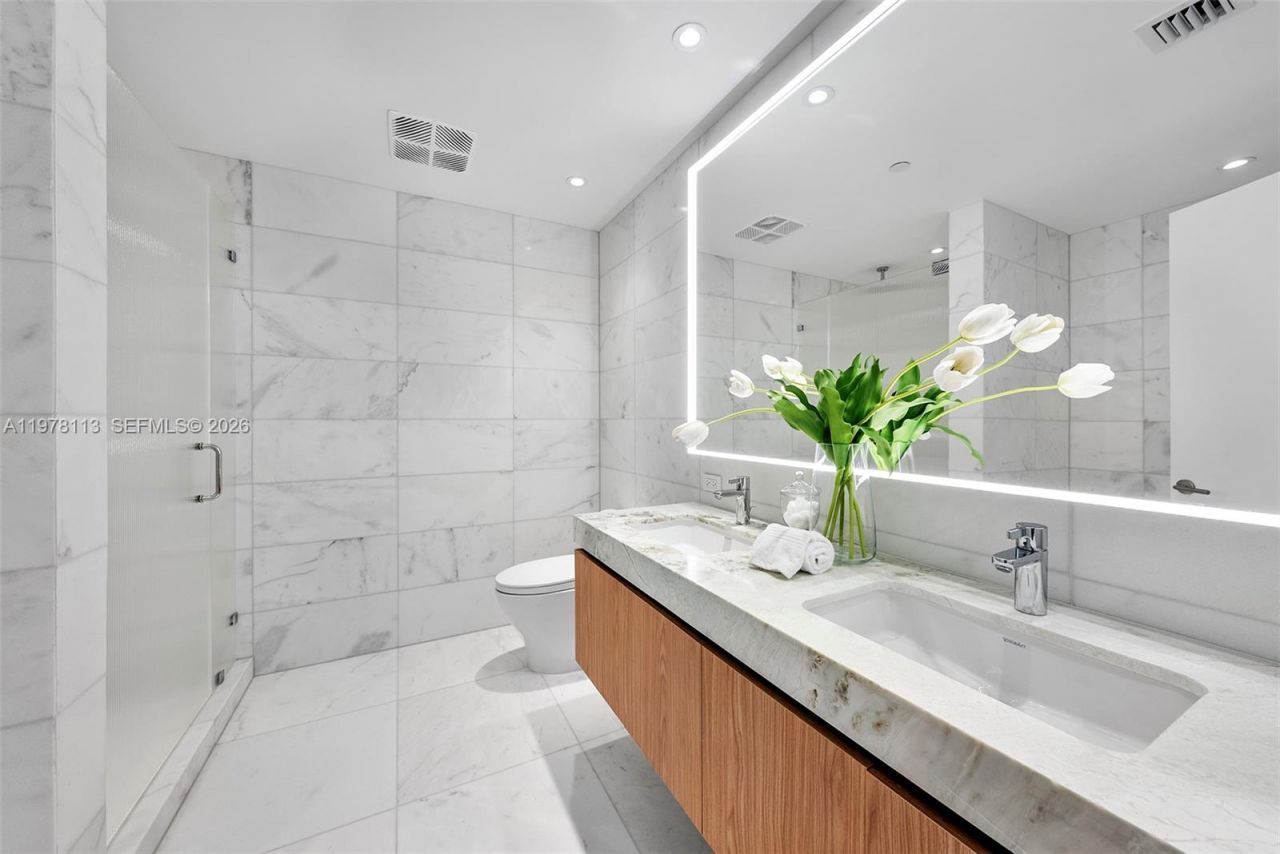 500 Alton , Unit 901, Miami Beach, FL 33139 Photo