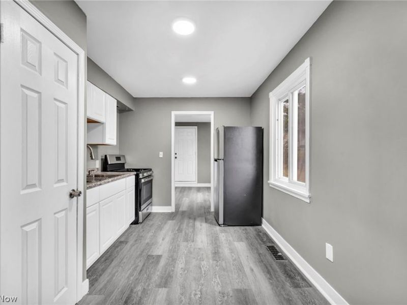 109 Forest Drive, Bedford, OH 44146 Photo 14