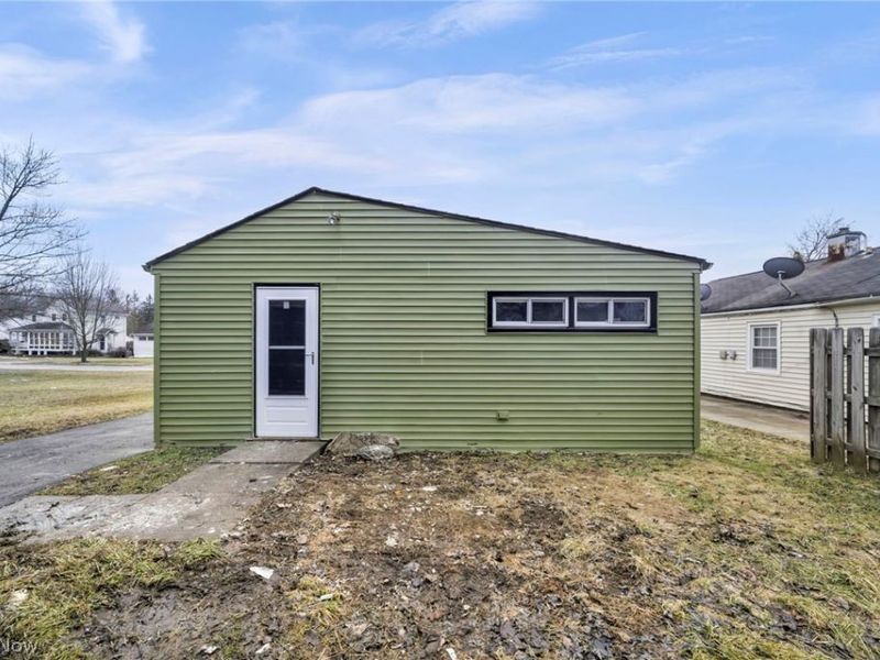 109 Forest Drive, Bedford, OH 44146 Photo 36