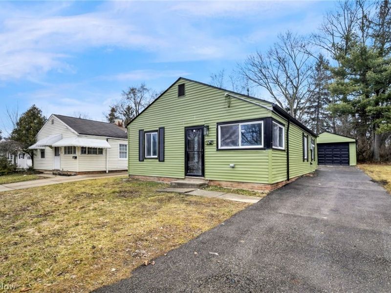 109 Forest Drive, Bedford, OH 44146 Photo 5