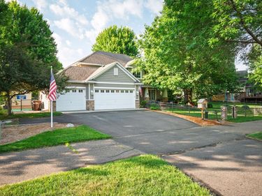 723 36th Street W, Hastings, MN 55033