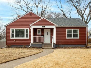 3036 Tremont Avenue , Davenport, IA 52803