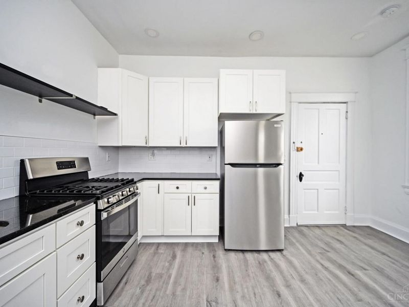 3914 S Madison Avenue, Cincinnati, OH 45212 Photo 38