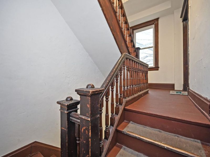 3914 S Madison Avenue, Cincinnati, OH 45212 Photo 46