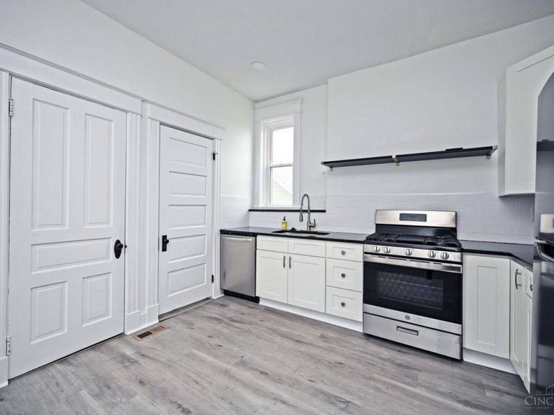 3914 S Madison Avenue, Cincinnati, OH 45212 Photo 53