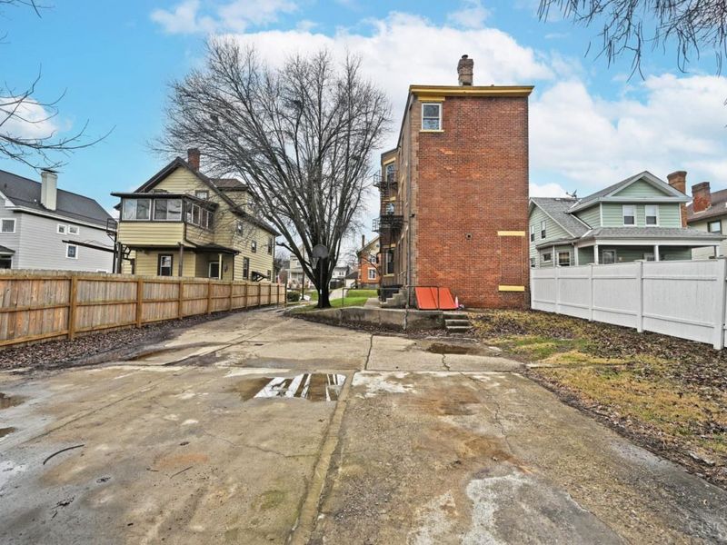 3914 S Madison Avenue, Cincinnati, OH 45212 Photo 78