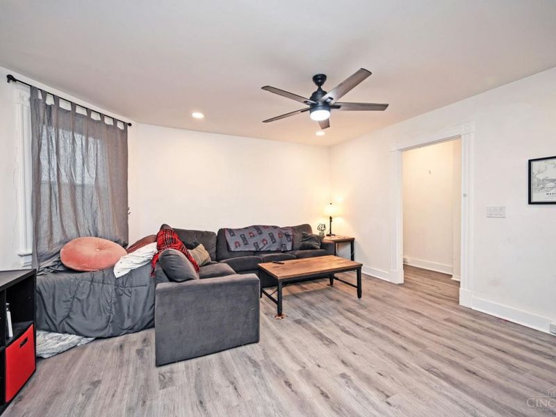 3914 S Madison Avenue, Cincinnati, OH 45212 Photo 80