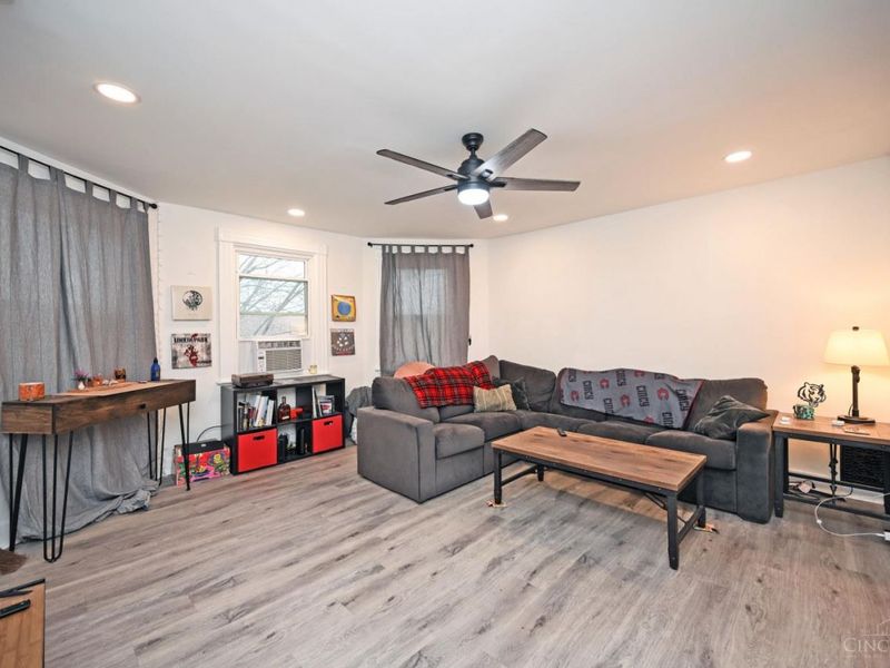 3914 S Madison Avenue, Cincinnati, OH 45212 Photo 81