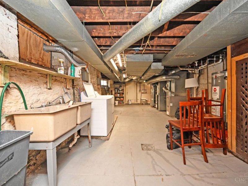 3914 S Madison Avenue, Cincinnati, OH 45212 Photo 86