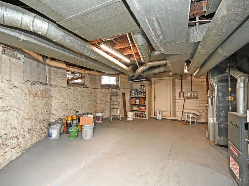 3914 S Madison Avenue, Cincinnati, OH 45212 Photo 89