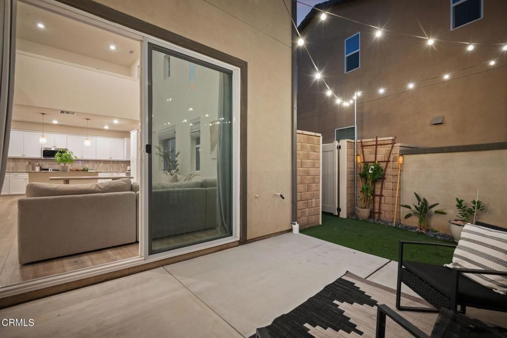 1991 Pomegranate Street, Santa Paula, CA 93060 Main Photo