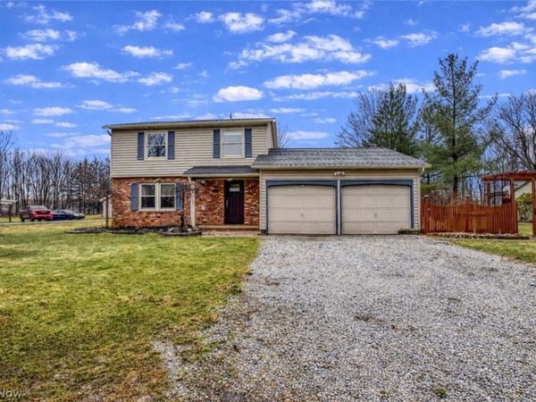 7857 Lester Drive , Leroy, OH 44077