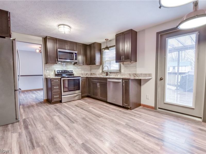 7857 Lester Drive, Leroy, OH 44077 Photo 4