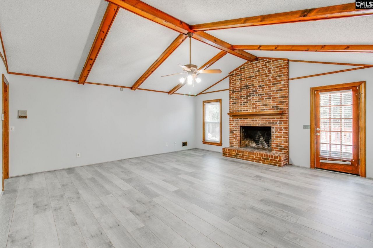 218 Quill Court Photo 6