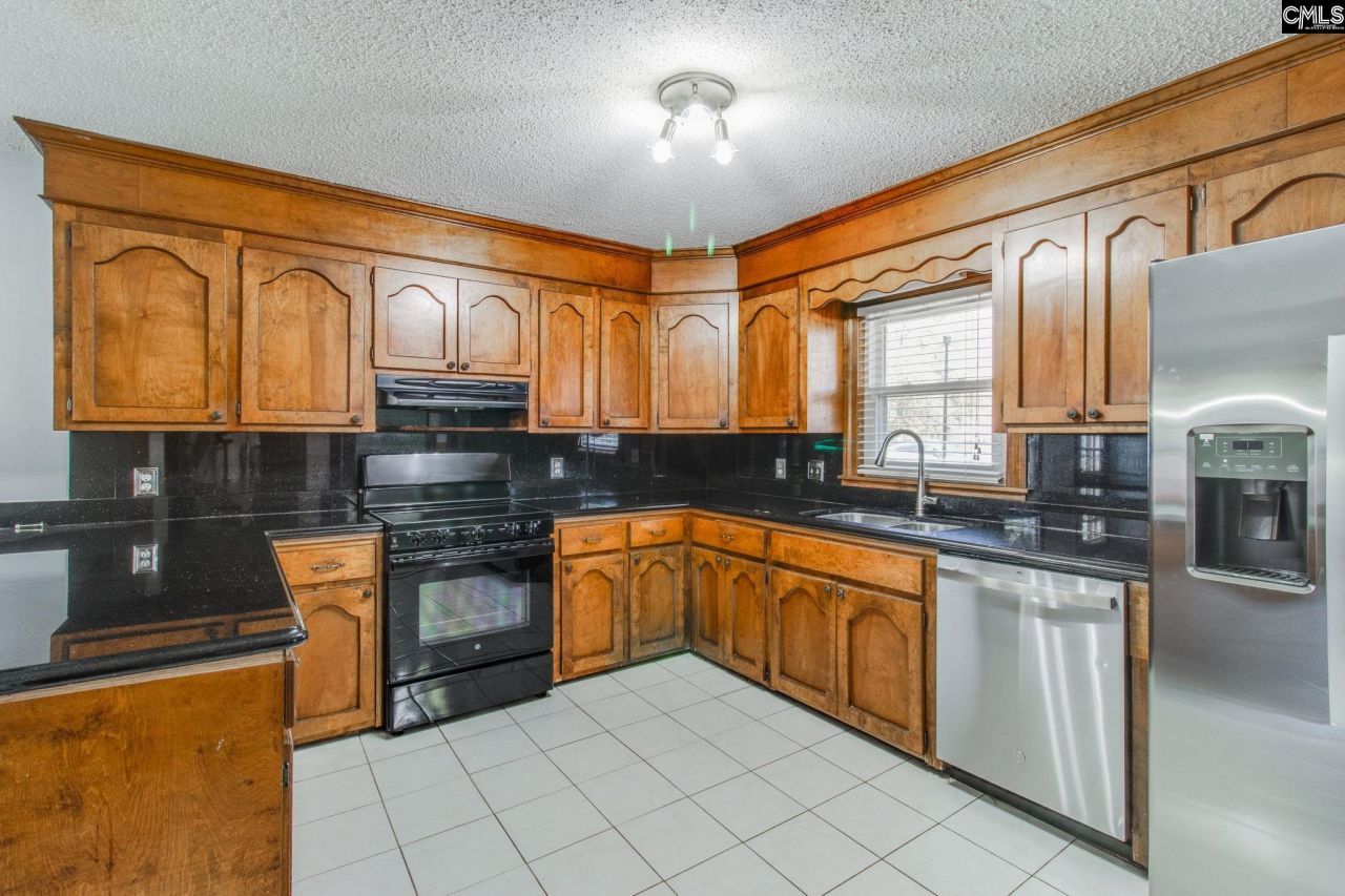 218 Quill Court Photo 8