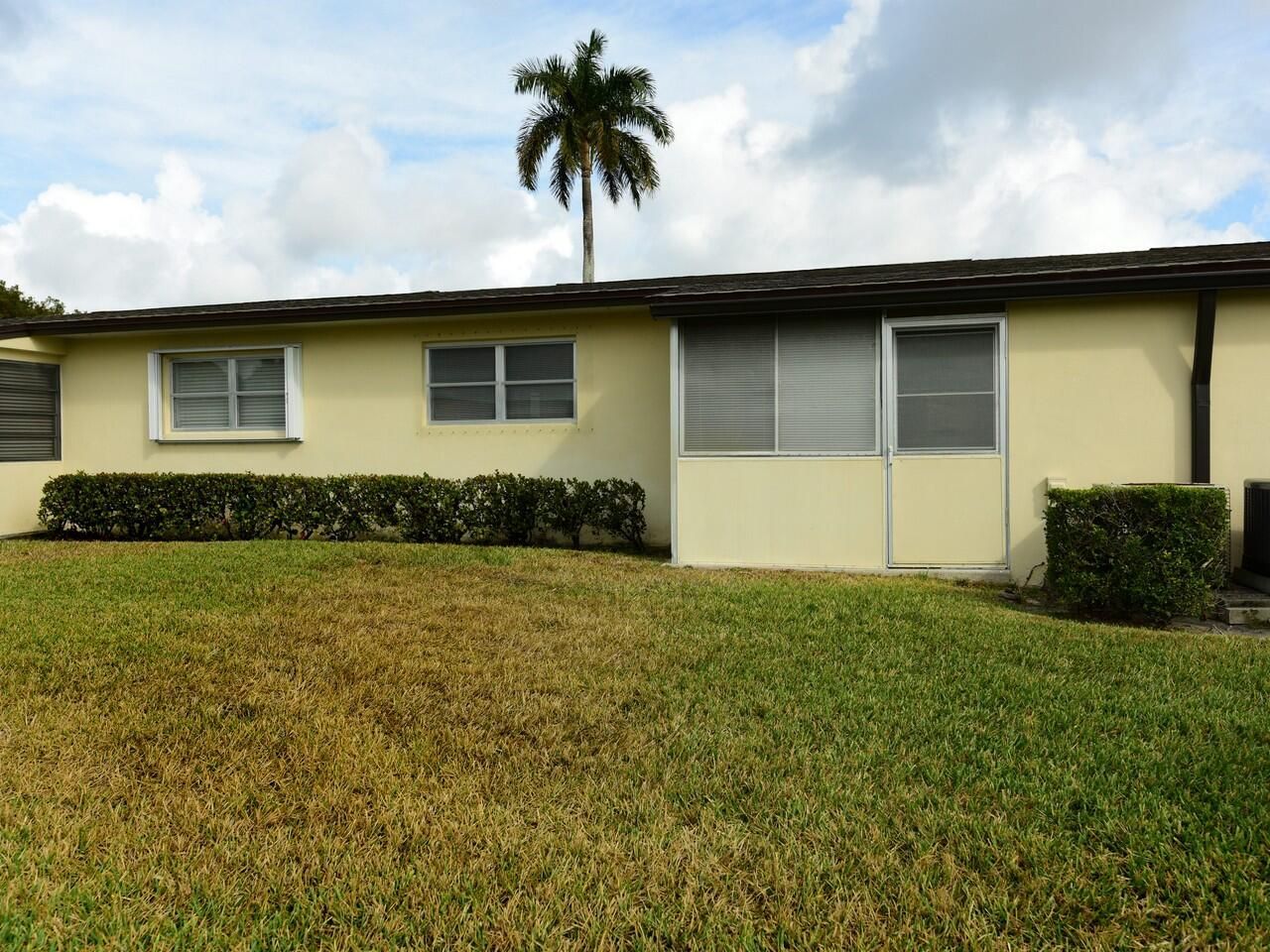 2789 Ashley Drive W, Unit B, West Palm Beach, FL 33415 Photo