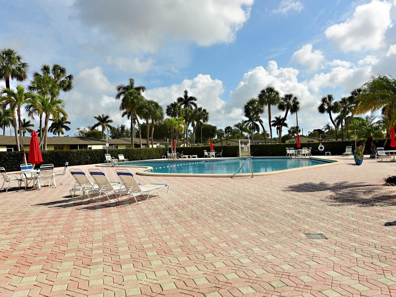 2789 Ashley Drive W, Unit B, West Palm Beach, FL 33415 Photo