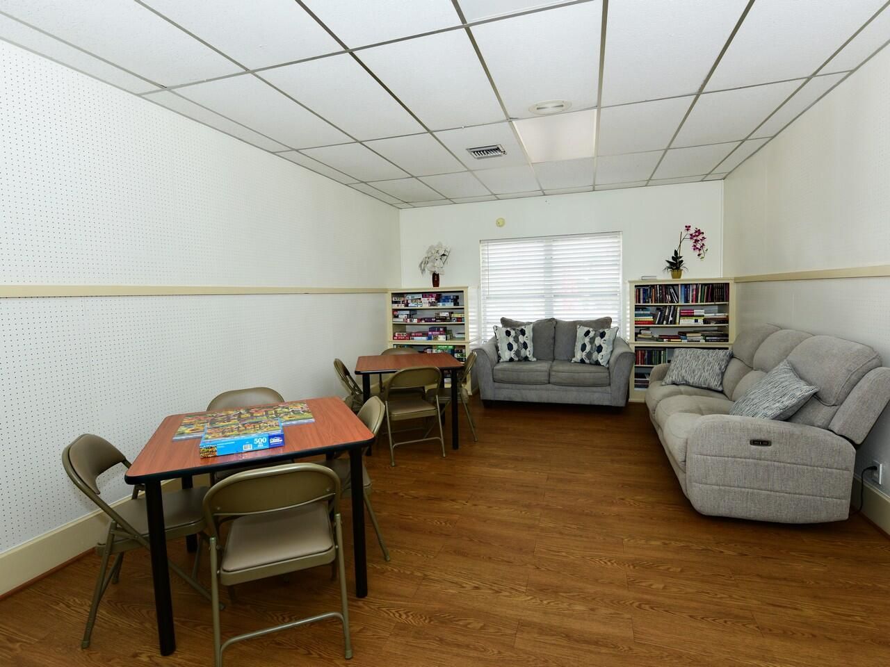 2789 Ashley Drive W, Unit B, West Palm Beach, FL 33415 Photo