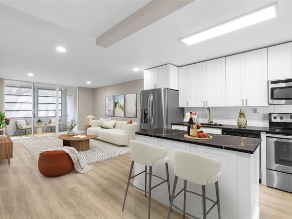 3341 NW 47th Ter, Unit 210, Lauderdale Lakes, FL 33319