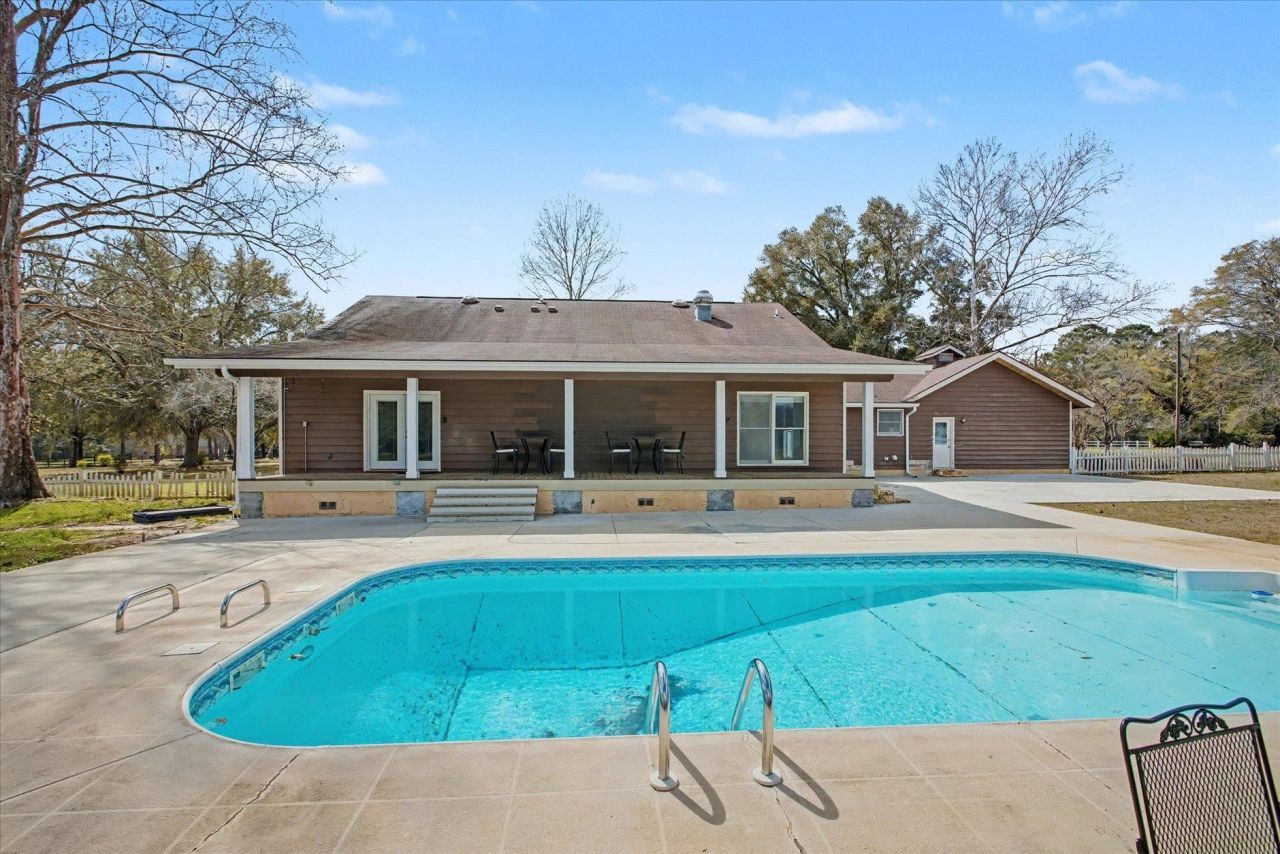 4699 Shady Rest Road , Havana, FL 32333 Photo