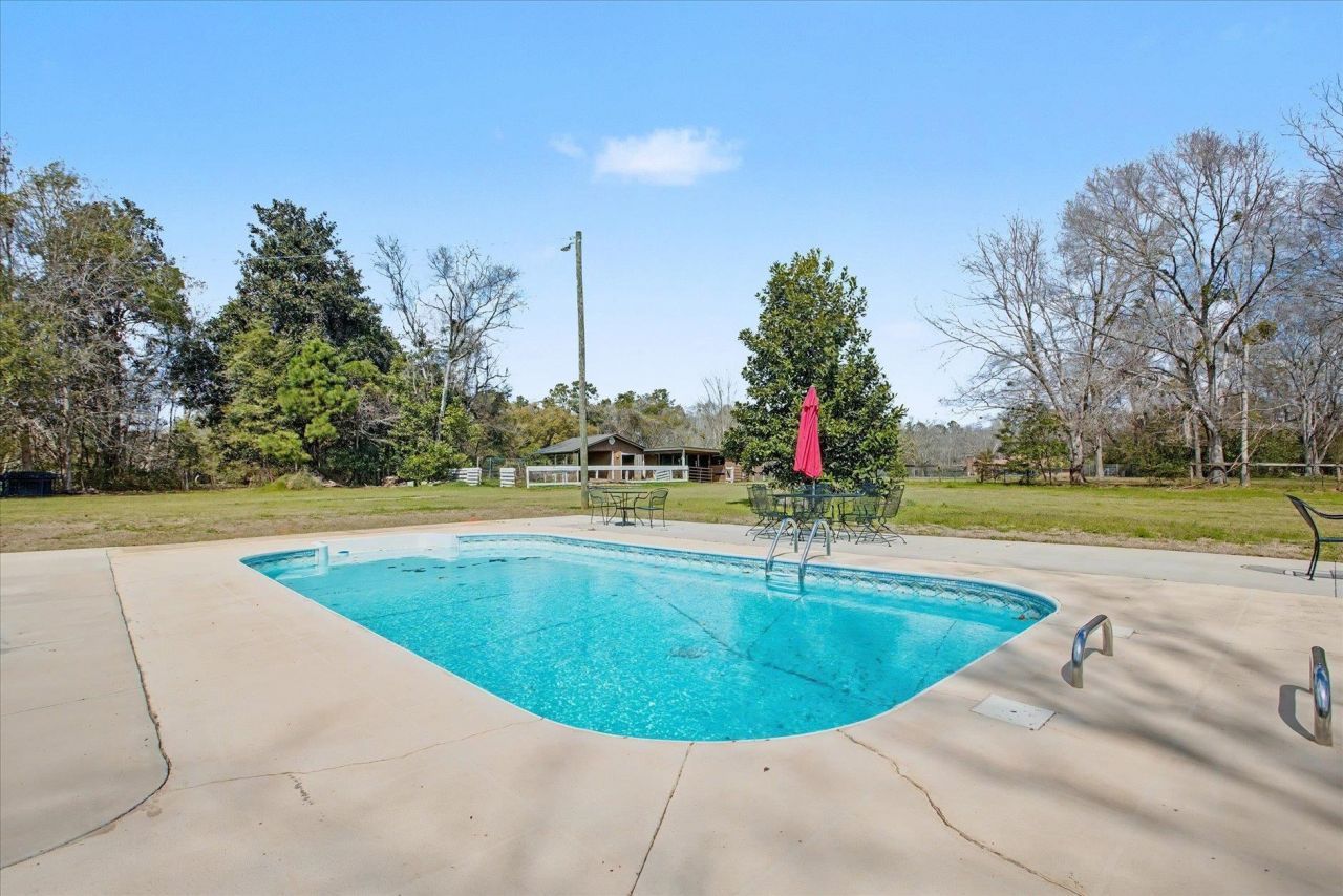 4699 Shady Rest Road , Havana, FL 32333 Photo