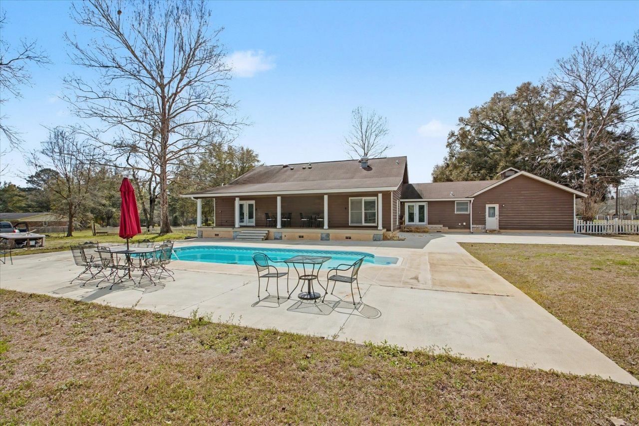 4699 Shady Rest Road , Havana, FL 32333 Photo