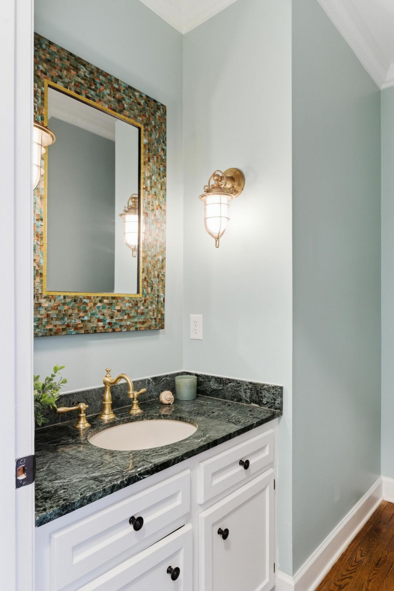 1313 Overcreek Court Photo 24