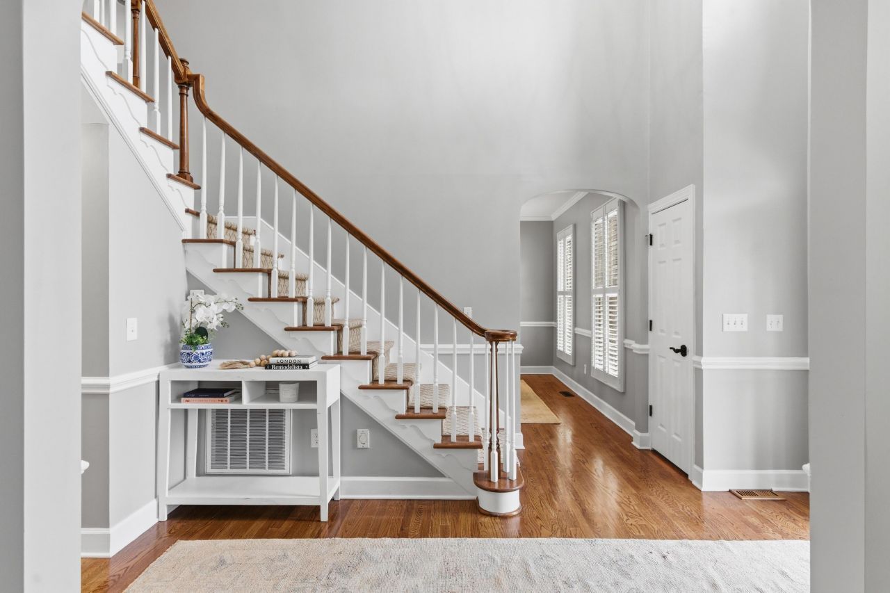 1313 Overcreek Court Photo 6