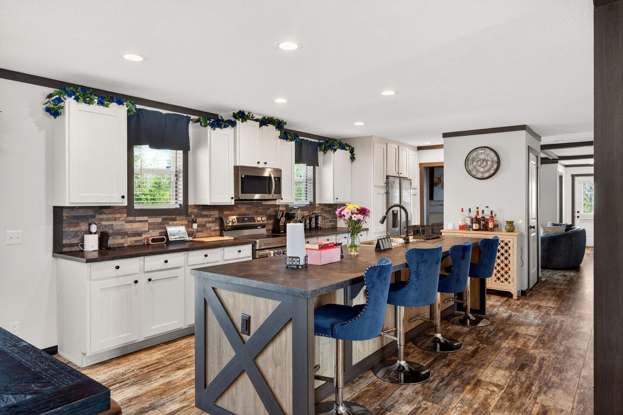 90 Bomar Place Photo 6