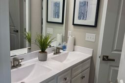 104 Cainwalker Drive photo 4