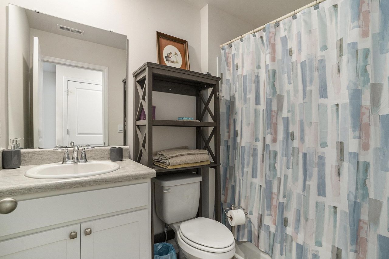 488 Samara Dr. Photo 14