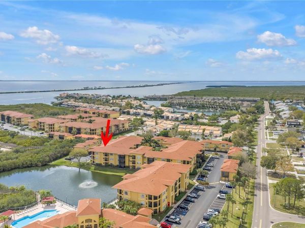 4333 BAYSIDE VILLAGE DRIVE, Unit 320, TAMPA, FL 33615