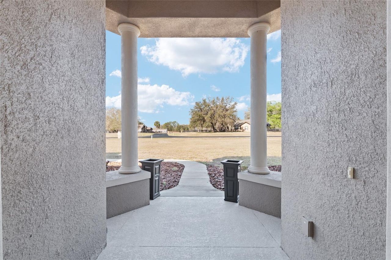 7015 NE 61st Avenue Road , Silver Springs, FL 34488 Photo