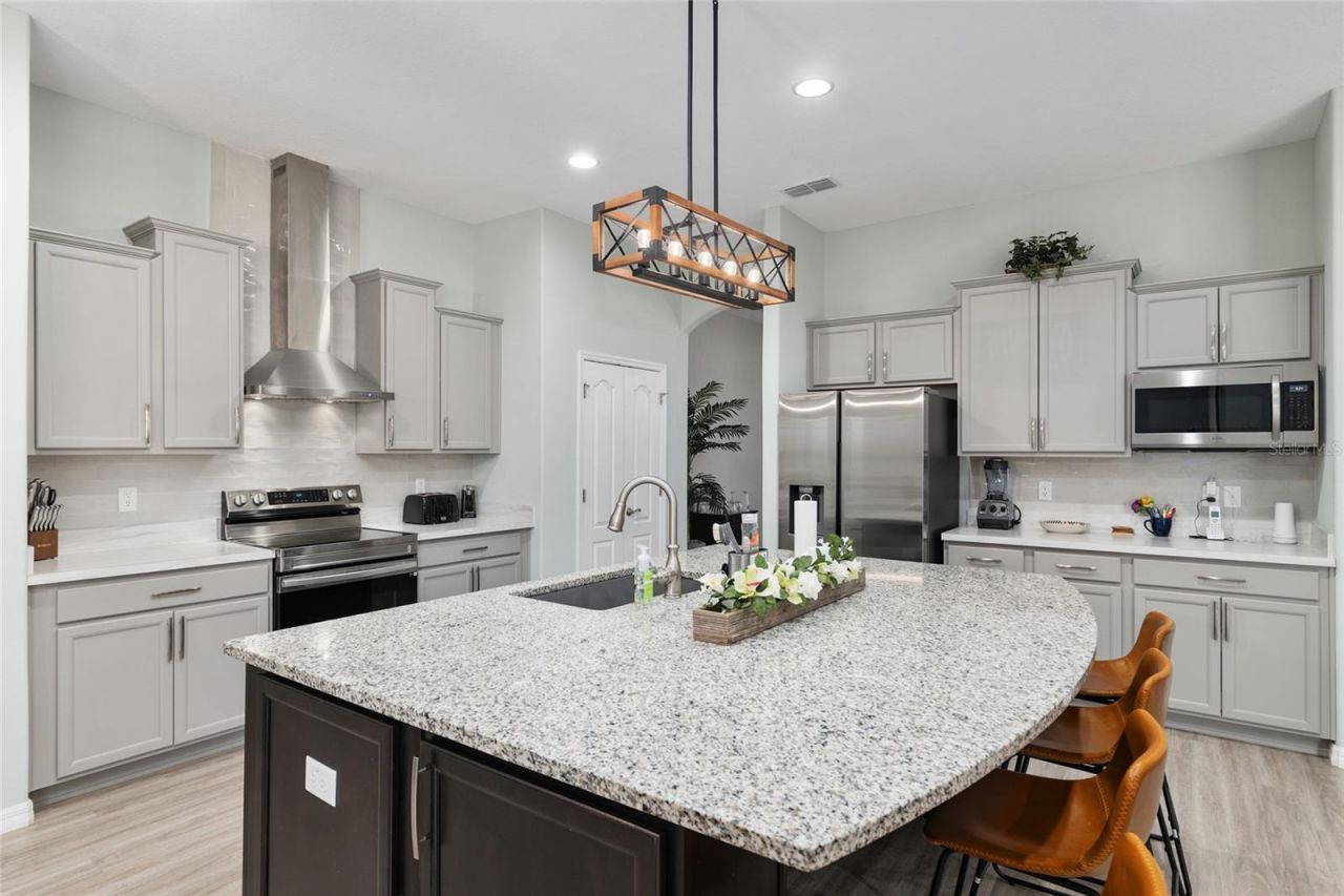 7015 NE 61st Avenue Road , Silver Springs, FL 34488 Photo