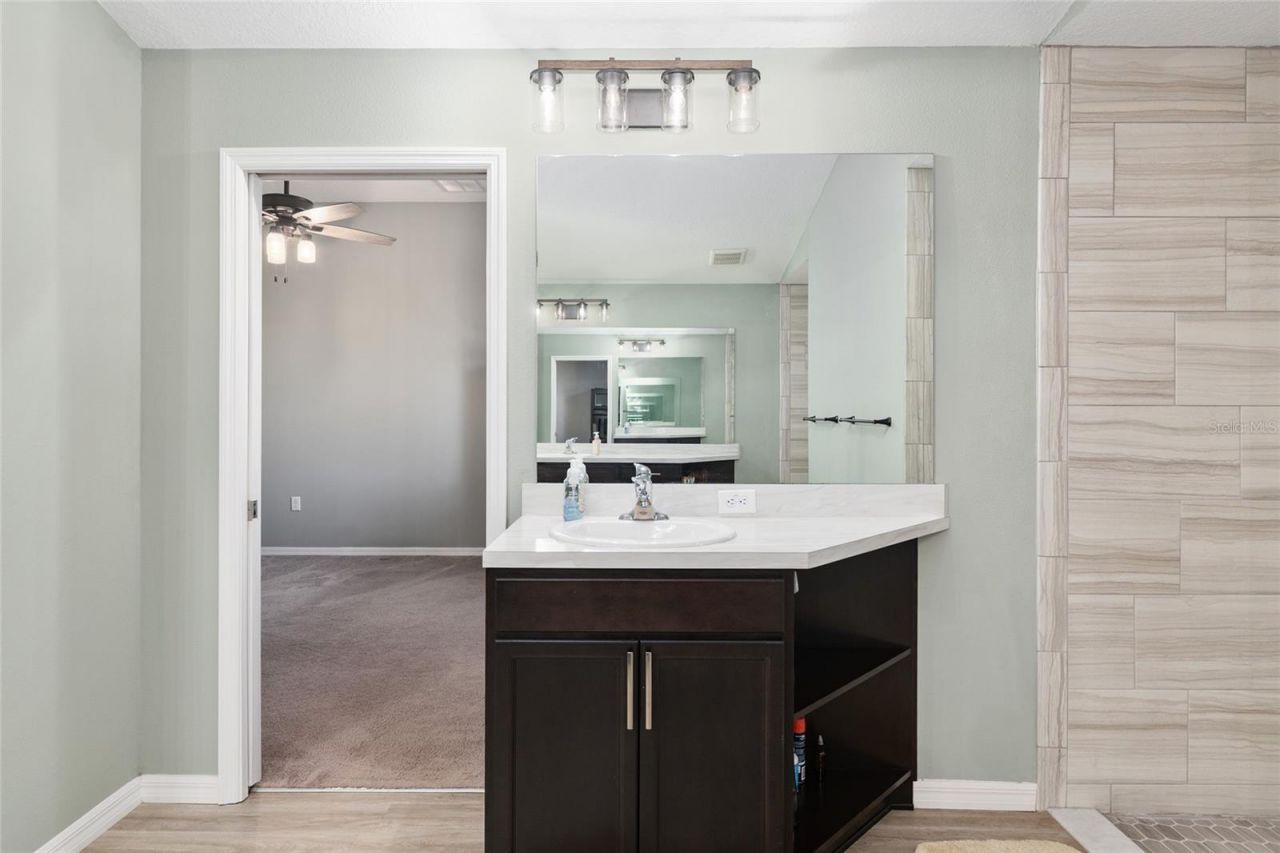 7015 NE 61st Avenue Road , Silver Springs, FL 34488 Photo