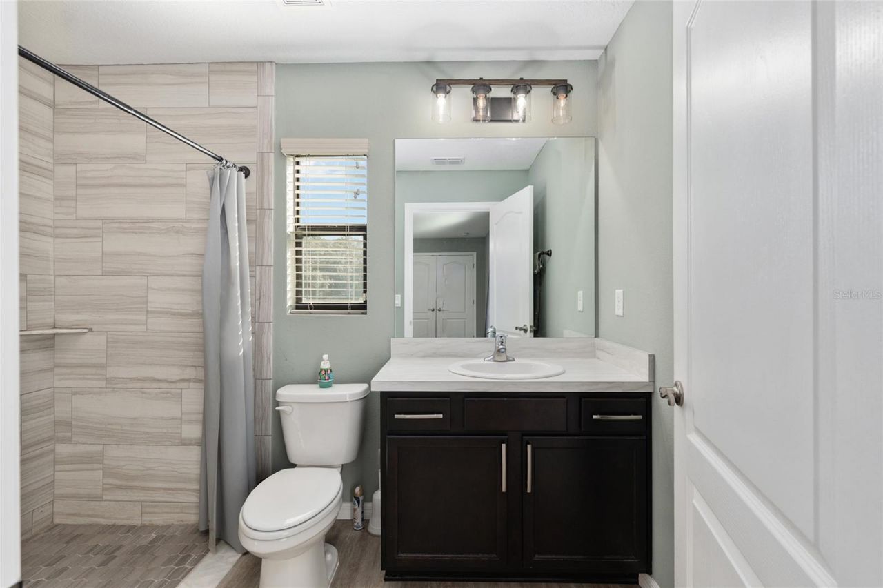 7015 NE 61st Avenue Road , Silver Springs, FL 34488 Photo