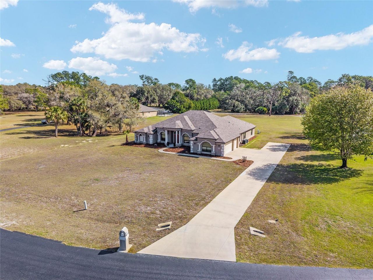 7015 NE 61st Avenue Road , Silver Springs, FL 34488 Photo